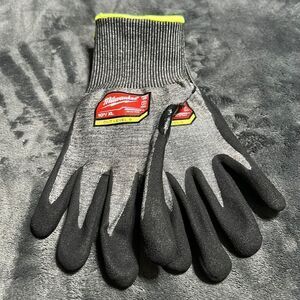 Milwuakee Cut Level 9 Work Gloves